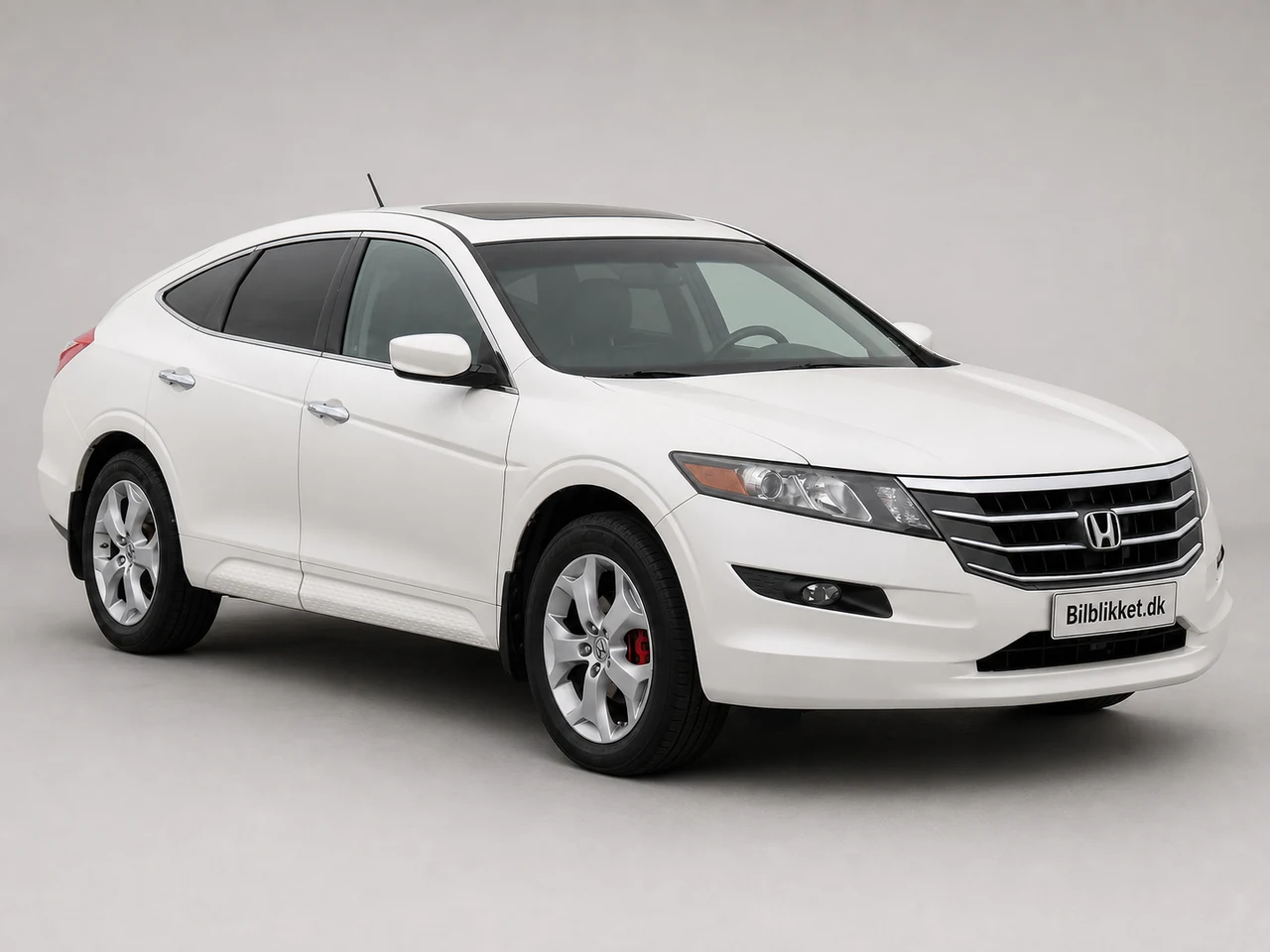 AI-redigeret modelillustration af Honda Crosstour